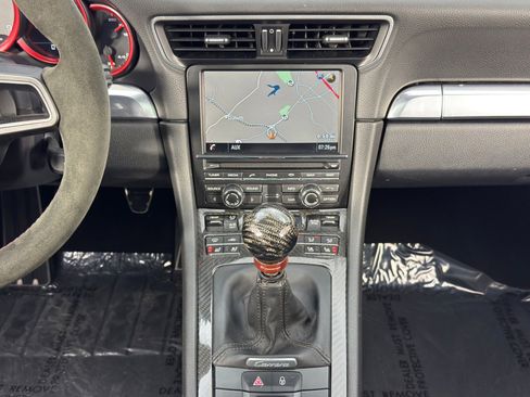 Used 2015 Porsche 911 Carrera 4S image 24