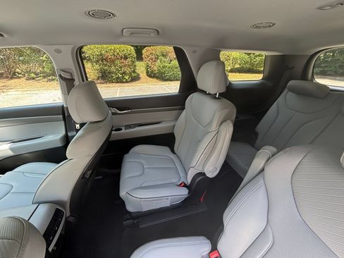 Used 2025 Hyundai Palisade SEL FWD image 40