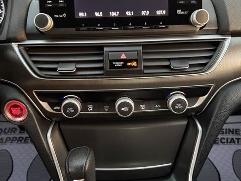Used 2018 Honda Accord LX image 17