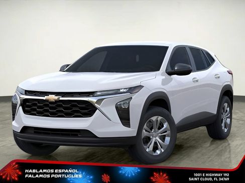 New 2026 Chevrolet Trax LS FWD image 8