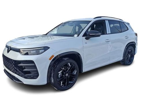 New 2026 Volkswagen Tiguan SE R-Line image 2