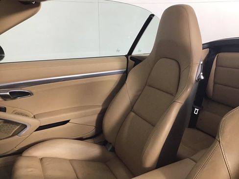 Certified 2015 Porsche 911 Carrera 4S AWD/4WD image 24
