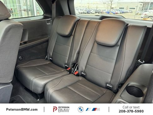 Used 2025 Mercedes-Benz GLS 450 4MATIC image 21