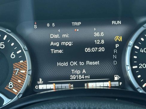 Used 2022 Jeep Renegade Latitude AWD/4WD image 13