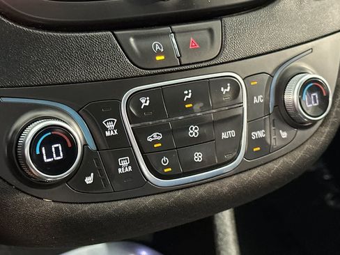 Used 2024 Chevrolet Malibu LT FWD image 22