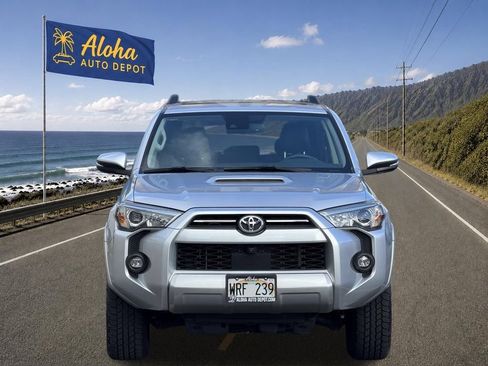 Used 2022 Toyota 4Runner TRD Off-Road Premium AWD/4WD image 7
