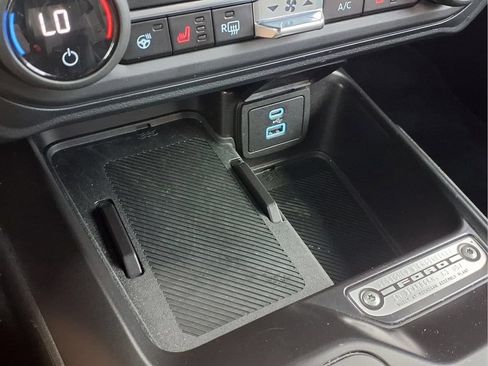 Used 2025 Ford Bronco Outer Banks AWD/4WD image 9