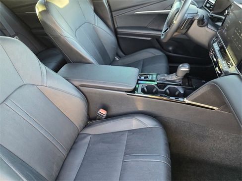 Used 2025 Toyota Camry XSE image 11