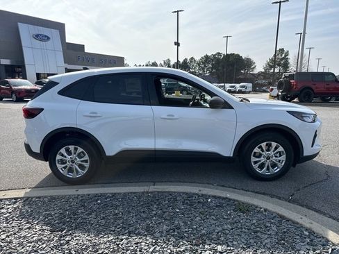 New 2026 Ford Escape Active image 13