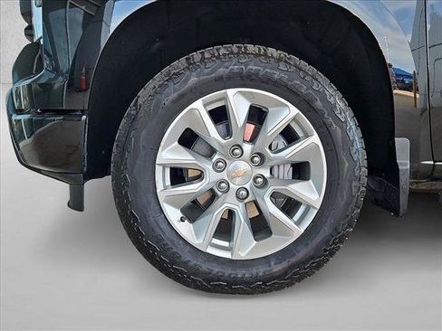 Used 2026 Chevrolet Silverado 1500 Custom AWD/4WD image 23