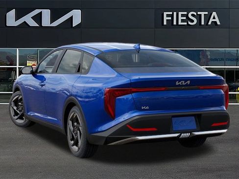 New 2026 Kia K4 EX image 4
