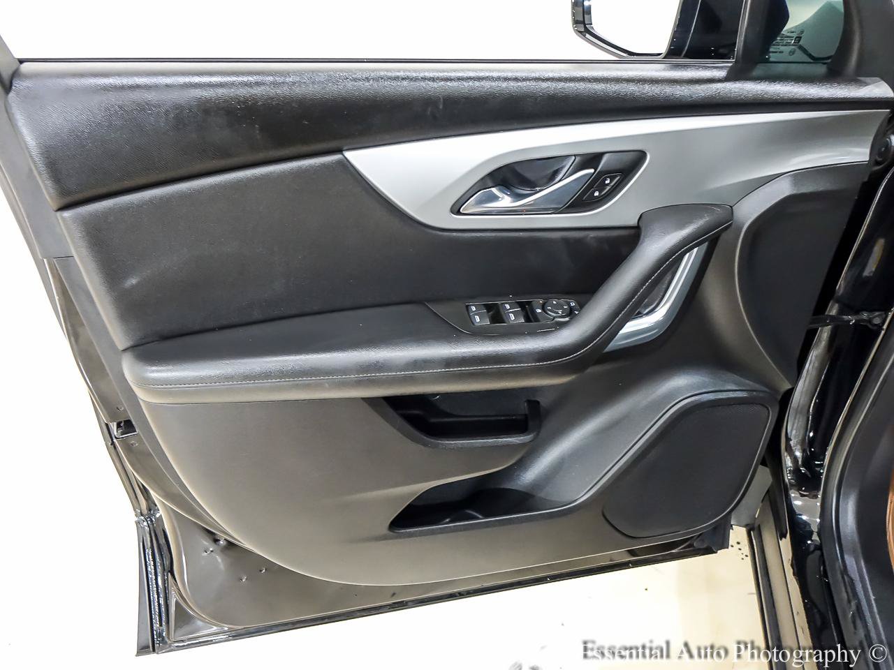Used 2021 Chevrolet Blazer LT FWD image 23