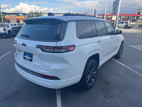 New 2026 Jeep Grand Cherokee L Limited AWD/4WD image 5