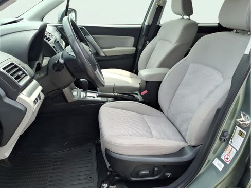 Used 2017 Subaru Forester 2.5i Premium w/ All-Weather Package AWD/4WD image 9
