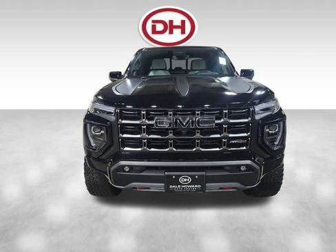 Used 2025 GMC Canyon AT4 w/ AT4X Package AWD/4WD image 9