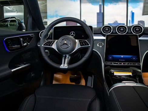 Used 2026 Mercedes-Benz C 300 4MATIC Sedan image 16