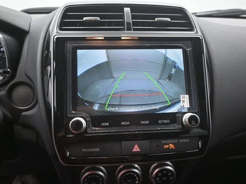 Used 2025 Mitsubishi Outlander Sport AWD image 4