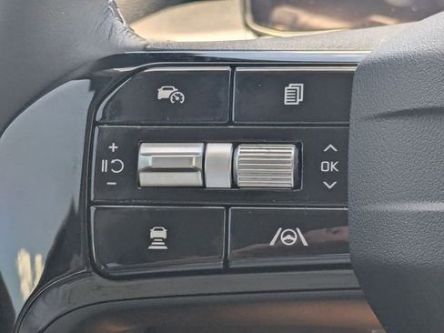 New 2026 Kia Sorento LX FWD image 23