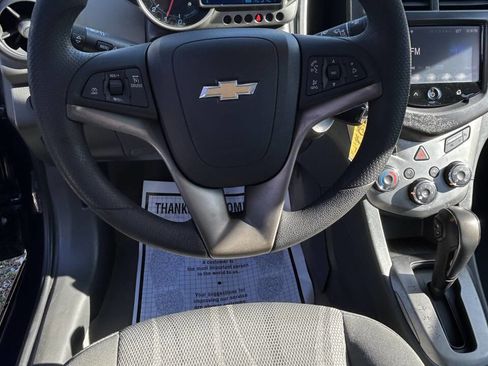 Used 2015 Chevrolet Sonic LT image 11