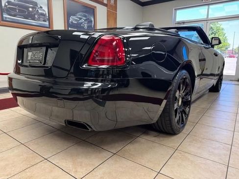 Used 2018 Rolls-Royce Dawn image 20