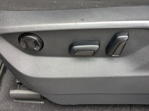 Used 2018 Volkswagen Atlas SE AWD/4WD image 19