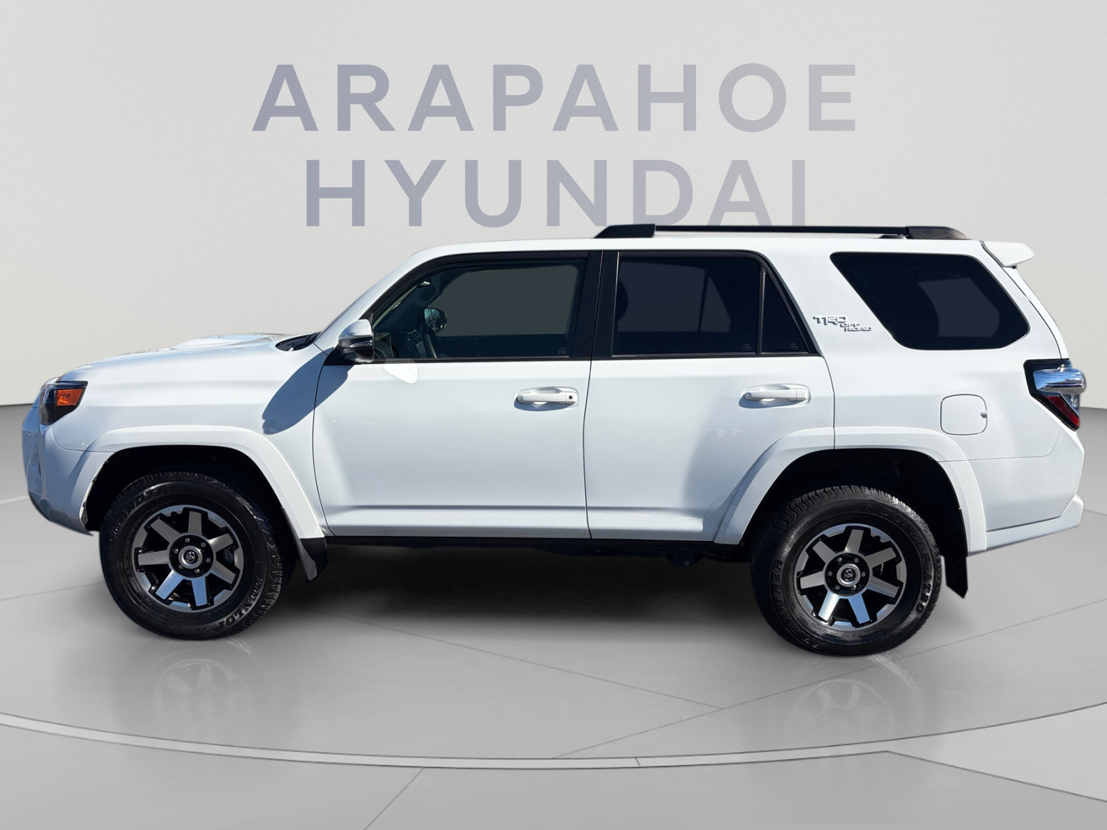 Used 2024 Toyota 4Runner TRD Off-Road Premium w/ Moonroof Package AWD/4WD image 2