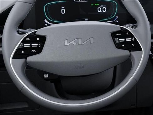 New 2026 Kia Niro EX image 22