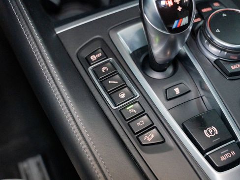 Used 2015 BMW X5 M AWD/4WD image 50