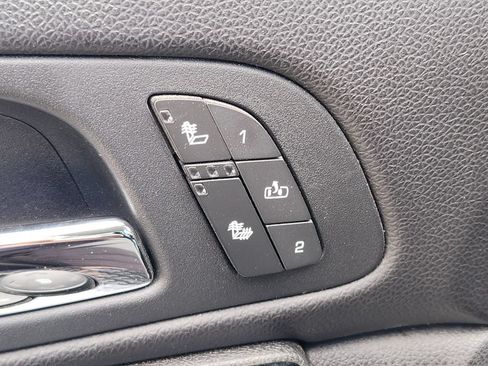 Used 2011 Chevrolet Silverado 1500 LTZ AWD/4WD image 4