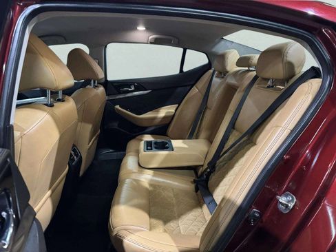 Used 2016 Nissan Maxima SR image 41