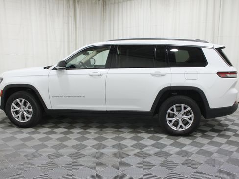 Used 2022 Jeep Grand Cherokee L Limited w/ Luxury Tech Group II AWD/4WD image 39