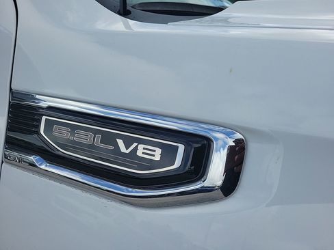 Used 2024 GMC Sierra 1500 SLT w/ SLT Premium Plus Package image 9