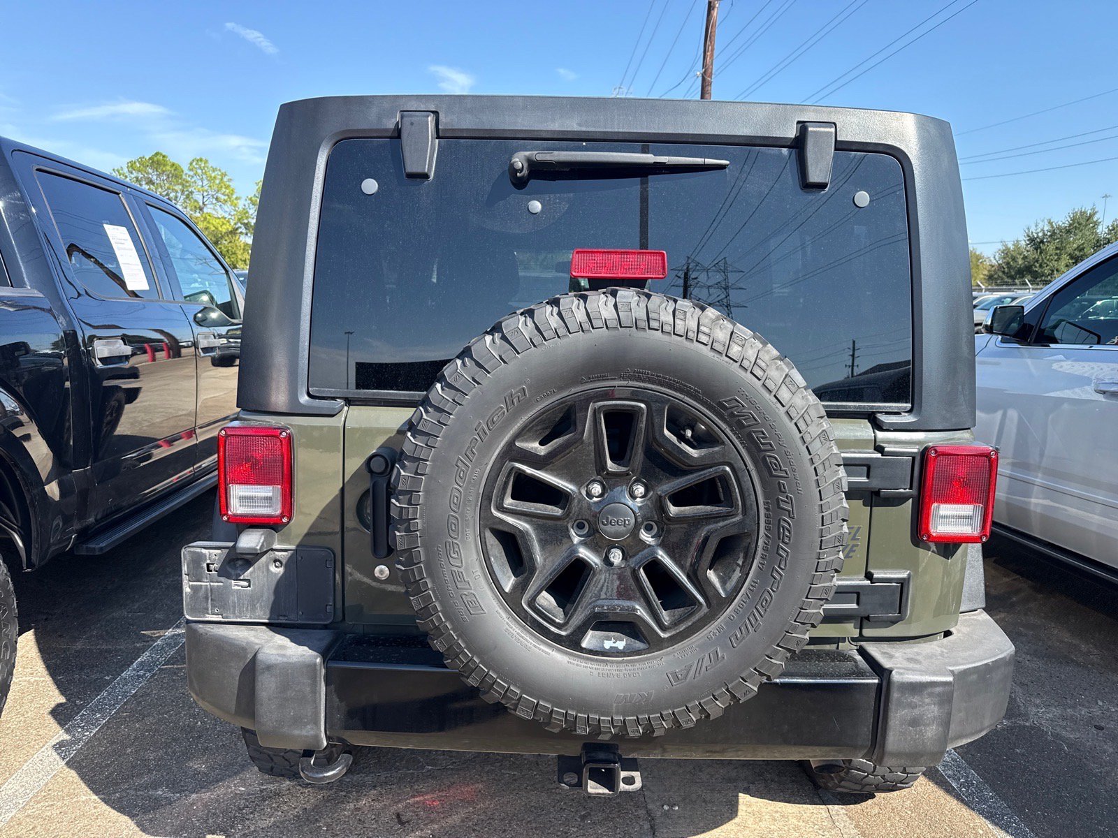 Used 2015 Jeep Wrangler Unlimited Sport AWD/4WD image 6