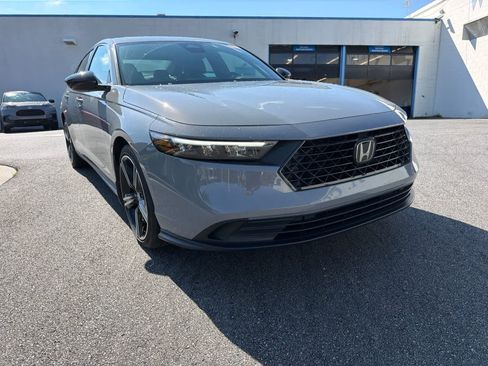 Used 2024 Honda Accord Sport image 18