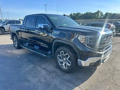 Used 2024 GMC Sierra 1500 SLT w/ SLT Premium Plus Package