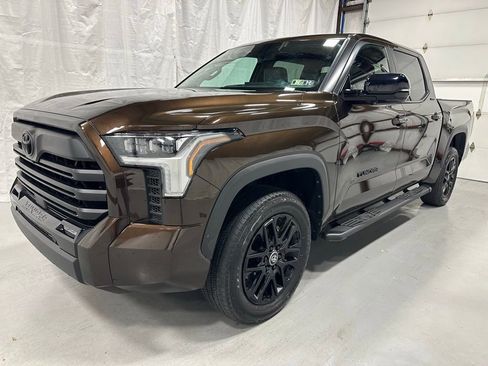 Used 2025 Toyota Tundra Limited image 3