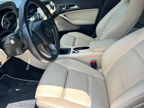 Used 2018 Mercedes-Benz CLA 250 4MATIC image 11