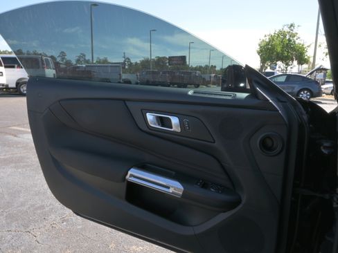 Used 2024 Ford Mustang GT RWD image 22