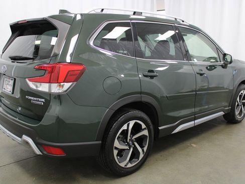 Used 2023 Subaru Forester Touring image 6