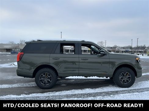 New 2025 Ford Expedition Tremor image 24