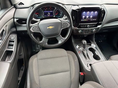 Used 2020 Chevrolet Traverse LT AWD/4WD image 17