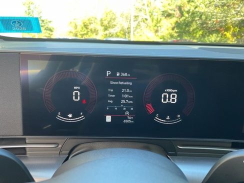 Used 2025 Hyundai Kona SE image 21