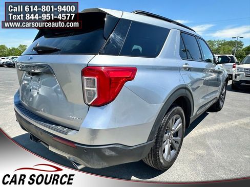 Used 2024 Ford Explorer XLT w/ Equipment Group 202A AWD/4WD image 5