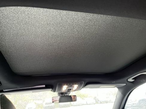 Used 2020 Mercedes-Benz GLB 250 4MATIC image 18