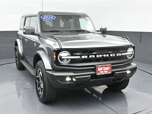 Certified 2024 Ford Bronco Outer Banks AWD/4WD image 3