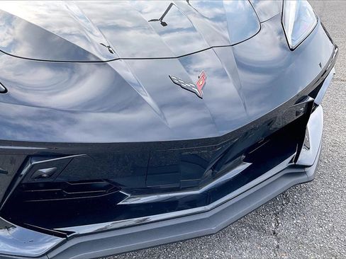 Used 2023 Chevrolet Corvette Stingray Preferred Cpe w/ Z51 Performance Package image 24