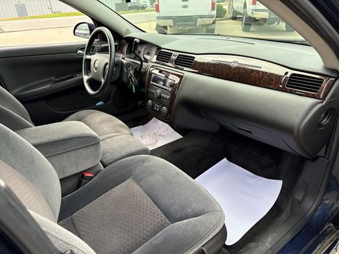 Used 2012 Chevrolet Impala LT FWD image 35