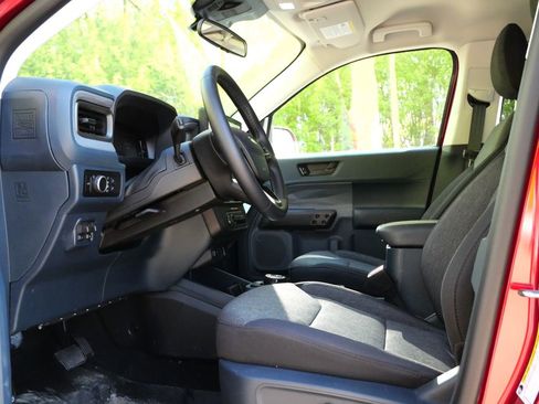 Used 2025 Ford Maverick XLT w/ XLT Luxury Package AWD/4WD image 14