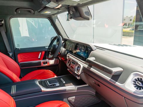 Used 2026 Mercedes-Benz G 63 AMG 4MATIC image 15