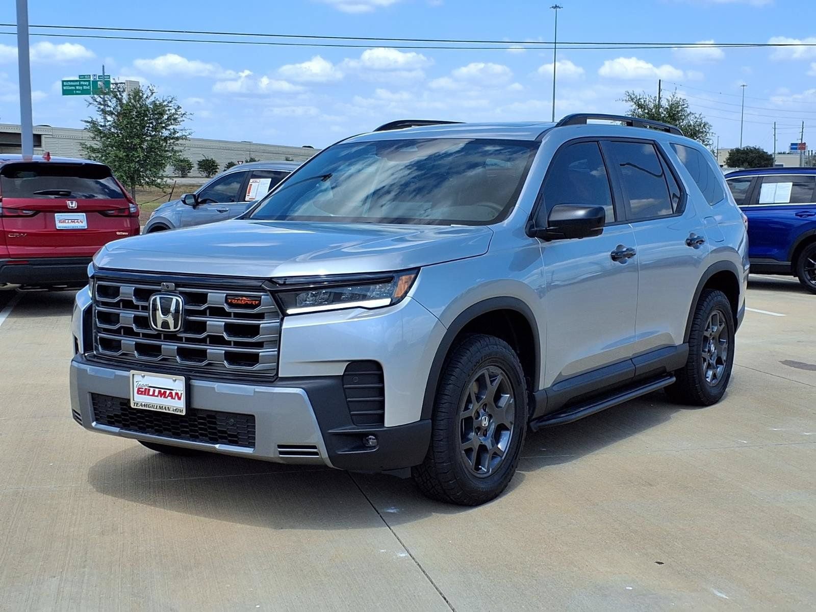 Used 2026 Honda Pilot TrailSport image 4